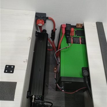 Batterie lithium,  pour camping-car, fourgon, autonomie électrique, Aveyron